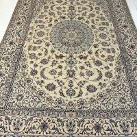 فرش گل ابریشم نایین