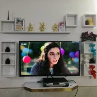 نصب تلویزیون روی دیوار با چوب بدون پایه نصب آنتن