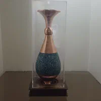 گلدان مس و فیروزه آقاجانی ۲۶ سانتی مناسب هدیه|صنایع دستی و سایر لوازم تزئینی|تهران, طرشت|دیوار