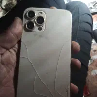 گوشی اپل تاچ و ال‌سی‌دی شکسته نیازتعمیر