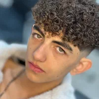 فرِ مو ( فرفری )