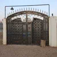 شیروانی و جوشکاری اسکلت درب پنجره|خدمات پیشه و مهارت|تبریز, |دیوار