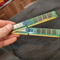 دو عدد. رم 8 ddr3کینگستون + رم4  ddr3 سامسونگ