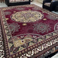 یک عدد روفروشی زرشکی با طراحی زیبا در حد نو