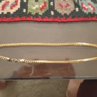 زنجیر به رنگ طلایی