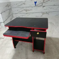 میز کامپیوتر و تحریر مشکی|میز تحریر و کامپیوتر|سنندج, |دیوار