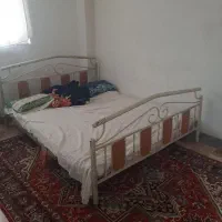 تخت دونفره