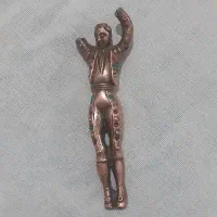 مجسمه خیلی قدیمی فلزی نگین کار شده