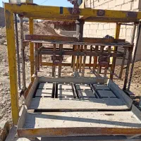 یک دستگاه بلوک زن درحدنو تازه تنظیم شده|ماشینآلات صنعتی|چهاربرج, |دیوار