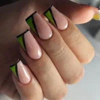 کاشت ناخن در فلاح ۳۹۰ با لاک ژل|خدمات آرایشگری و زیبایی|تهران, فلاح|دیوار