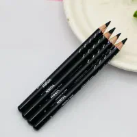 آرایش بهداشتی مداد سیاه