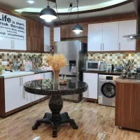 آپارتمان خوش نقشه شاهین شهر فول امکانات