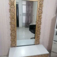 اینه و کنسول آرایشگاه