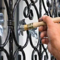 رنگ کار و نقاش