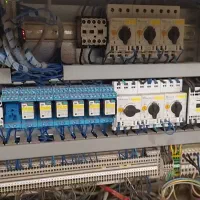 لبه چسبان هولزر آلمان|ماشین‌آلات صنعتی|یزد, |دیوار