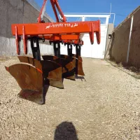 گاواهن|خودرو سنگین|کبودرآهنگ, |دیوار