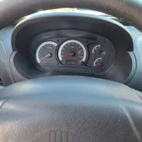 کوئیک Rسفید مشکی