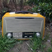 اسپیکر ،رادیو  طرح رادیو قدیمی