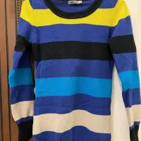 حراج ۱۵۰ تیکه لباس در حد نو