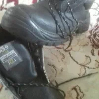 کفش ایمنی|کیف، کفش، کمربند|دهلران, |دیوار