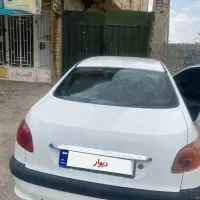 206 SD V8