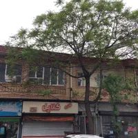 ((آپارتمان بر اصلی سام به همراه مالکیت۴باب مغازه))|فروش آپارتمان|رشت, چمارسرا|دیوار