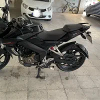 و آپاچی ۱۸۰Ns 200