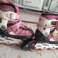 اسکیت چراغ دار کار کرده