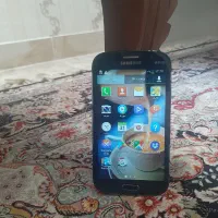 اتو و گوشی موبابل سامسونگ