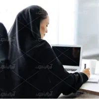 آشنا به امور بازرگانی و  زبان انگلیسی