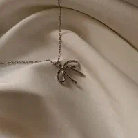 گردنبند پاپیون