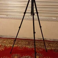 سه پایه دوربین عکاسی