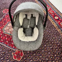 کریر و صندلی ماشین نوزاد