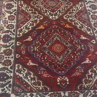 فرش بومی دستباف