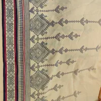 لباس فروشی زیح و جیبش بیشترش دوخته شده|لباس|بزمان, |دیوار