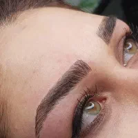 تخصصی آرایش دائم ابرو خط چشم و لب