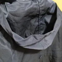 بارونی استردار|لباس|تهران, قیام|دیوار