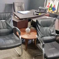 میز و صندلی