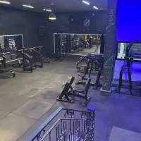 باشگاه بدنسازی t10