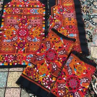 زیاستین نهال|لباس|خاش, |دیوار