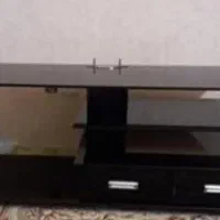 میز تلوزیون شیشه ای