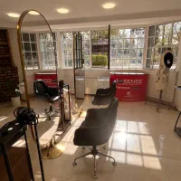 اجاره صندلی به لاین های رنگ کراتین کوتاهی شنیون|خدمات آرایشگری و زیبایی|تهران, شهرک غرب|دیوار