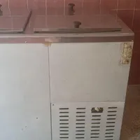 یخچال فریزر بستنی درحد نو و خیلی کم کار وتمیز|یخچال و فریزر|بروجرد, |دیوار