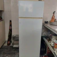 یخچال خانگی قدیمی سالم