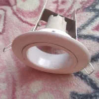 جای لامپی معمولی و سقفی بزرگ و کوچک