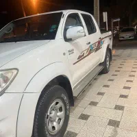 هایلوکس 2011 بلند