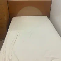 تخت و پاتختی