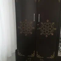 کمد لباس در حد نو