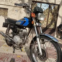 موترسکلت ۹۳هندا