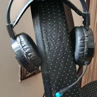 هدفون گیمینگ کاملاً سالم و آماده استفاده